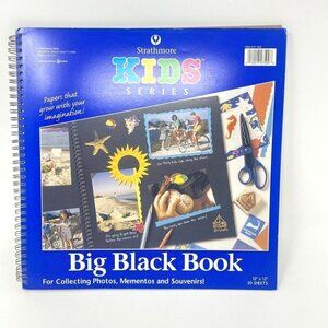 Strathmore Kids Series Big Black Book Scrapbook Memories 12 in x 12 in 30 Sheets